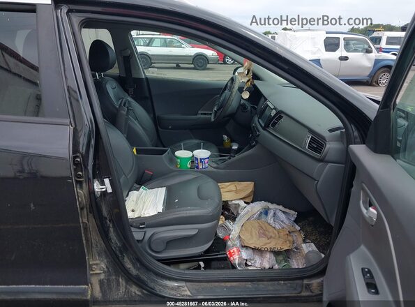 KNDCB3LC5H5072065 2017 KIA NIRO Black წინა სალონის ხედი