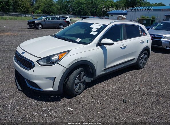 KNDCB3LC5K5243775 2019 KIA NIRO Белый Передняя левая четверть