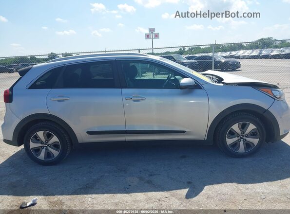 KNDCB3LC5K5257546 2019 KIA NIRO Silver Вид щитка приладів