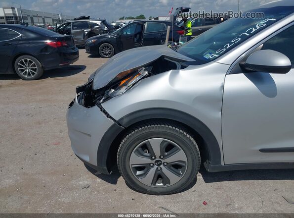 KNDCB3LC5K5257546 2019 KIA NIRO Silver Вид спереду
