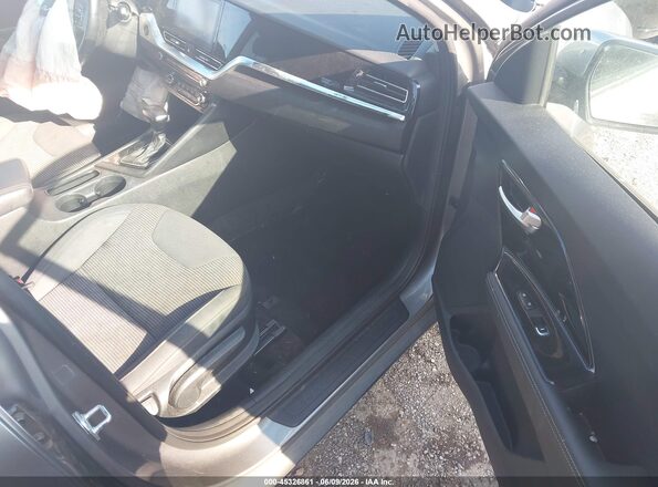 KNDCB3LC5N5499029 2022 KIA NIRO Silver Vista interior delantera