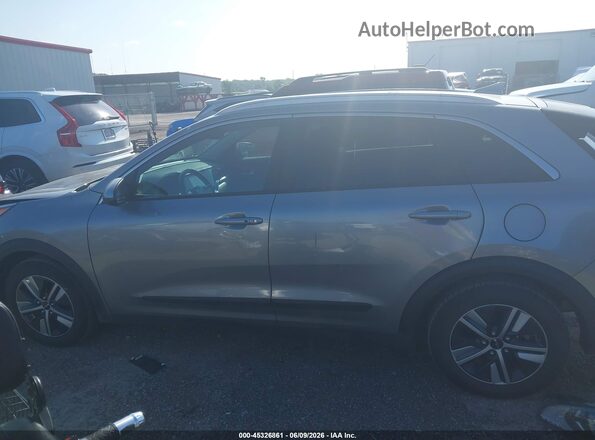 KNDCB3LC5N5499029 2022 KIA NIRO Silver 