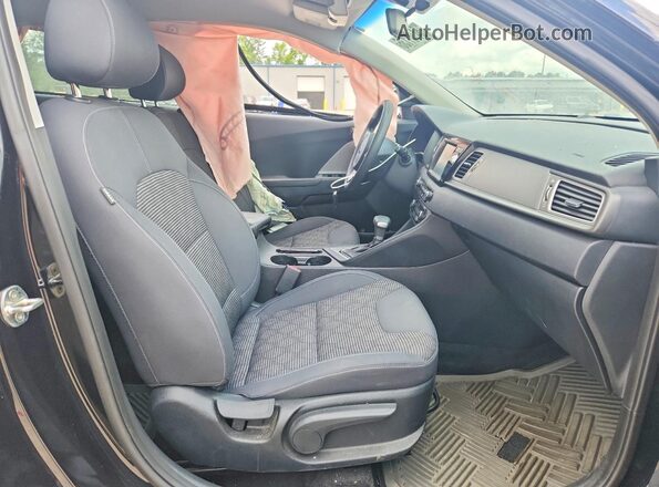 KNDCB3LC6J5136720 2018 KIA NIRO Black Widok wnętrza z przodu