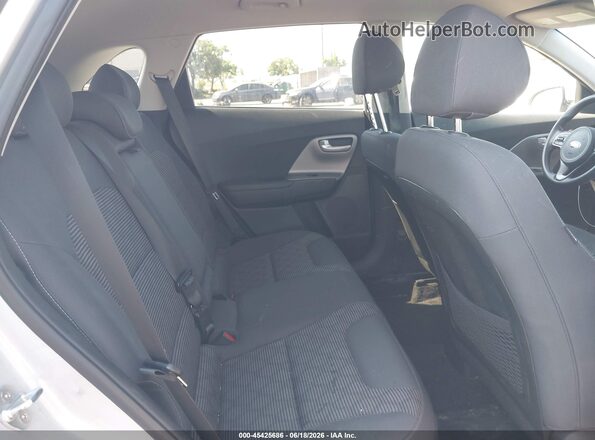 KNDCB3LC6J5153078 2018 KIA NIRO Серебряный Вид наклейки с VIN-кодом