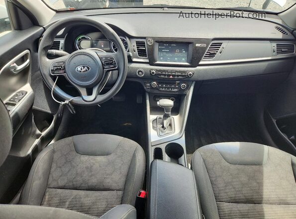KNDCB3LC6K5249648 2019 KIA NIRO Silver Widok deski rozdzielczej