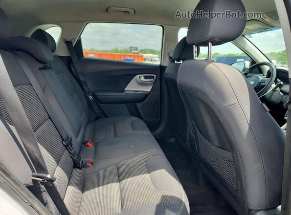 KNDCB3LC6K5249648 2019 KIA NIRO Silver Widok wnętrza z tyłu