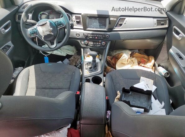 KNDCB3LC6K5257412 2019 KIA NIRO Silver Dashboard view