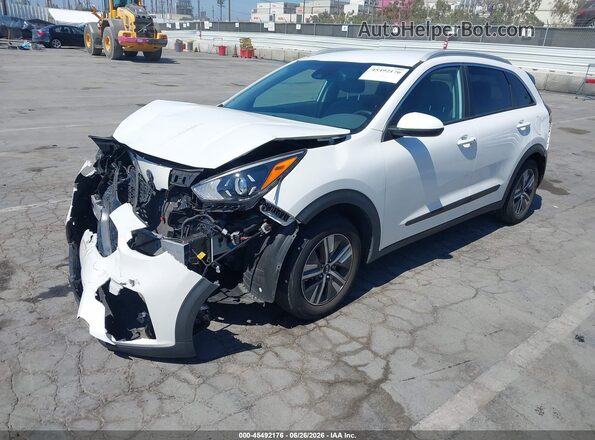 KNDCB3LC6M5487972 2021 KIA NIRO Белый Передняя левая четверть