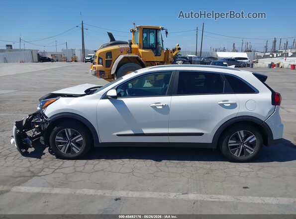 KNDCB3LC6M5487972 2021 KIA NIRO Белый Панорамный вид салона 360°