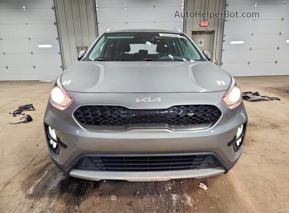 KNDCB3LC6N5540459 2022 KIA NIRO Silver Front view