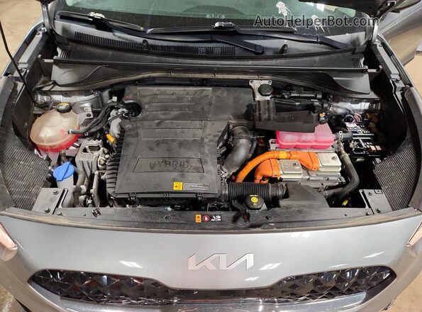 KNDCB3LC6N5540459 2022 KIA NIRO Silver Engine compartment view
