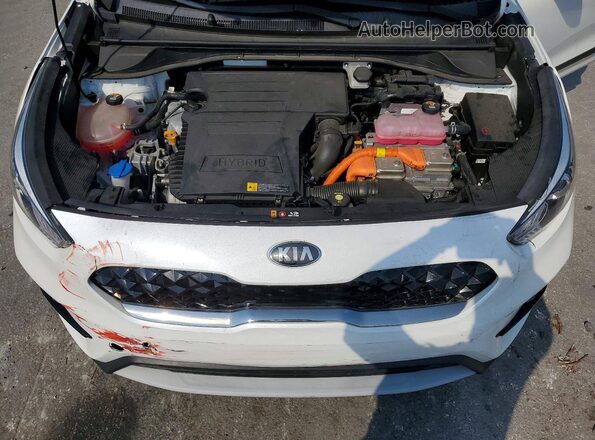 KNDCB3LCXM5468678 2021 KIA NIRO White Widok komory silnika