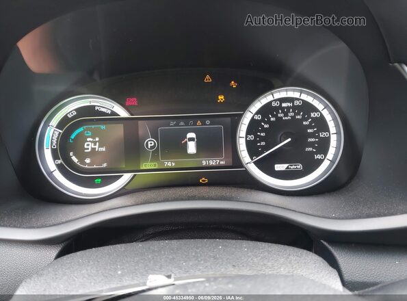 KNDCC3LC3H5047761 2017 KIA NIRO Red Widok tylnych siedzeń