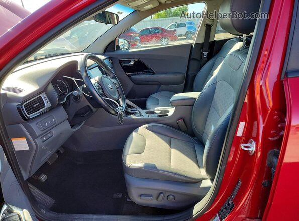 KNDCC3LC3H5072367 2017 KIA NIRO Red წინა სალონის ხედი