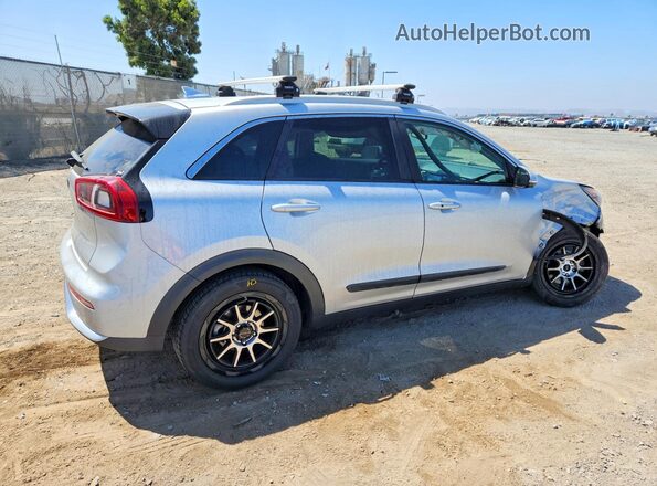 KNDCC3LC4J5128323 2018 KIA NIRO Silver 