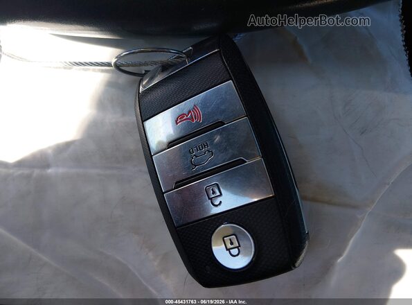 KNDCC3LC5K5253283 2019 KIA NIRO Черный Вид панели приборов