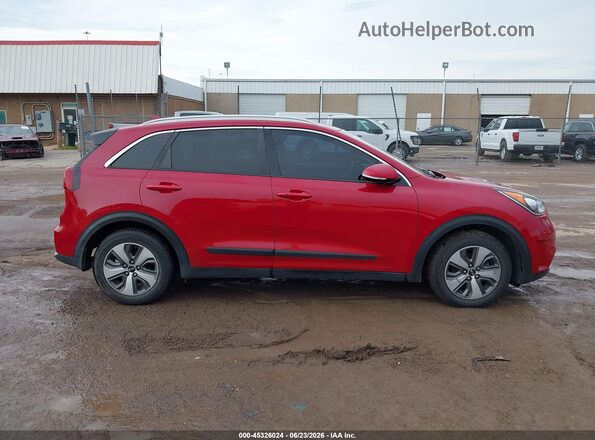 KNDCC3LC8J5153905 2018 KIA NIRO Красный Вид задней части салона