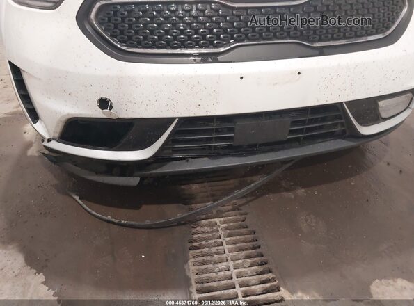 KNDCC3LCXK5219940 2019 KIA NIRO White Front view