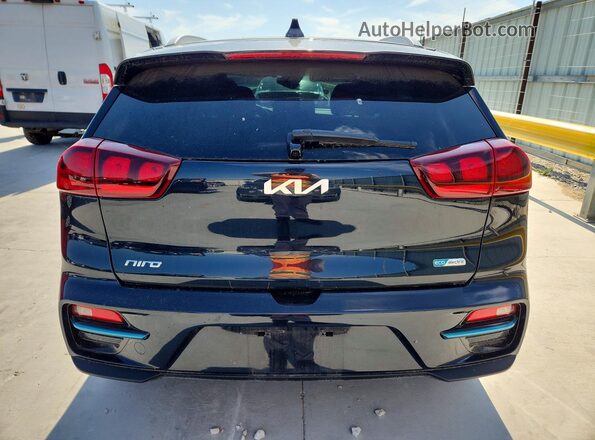KNDCC3LG2N5142178 2022 KIA NIRO Угольный Вид сзади