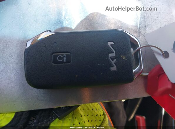 KNDCC3LG5N5160707 2022 KIA NIRO EV Серебряный Вид панели приборов