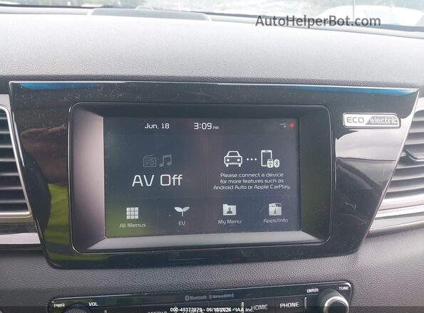 KNDCC3LG7K5021058 2019 KIA NIRO EV White 