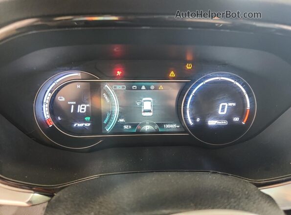 KNDCC3LG9N5160676 2022 KIA NIRO Red 
