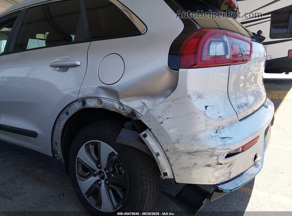 KNDCD3LD8J5139167 2018 KIA NIRO PLUG-IN HYBRID Silver Вид спереду