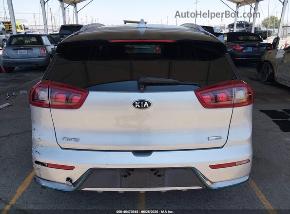 KNDCD3LD8J5139167 2018 KIA NIRO PLUG-IN HYBRID Silver 