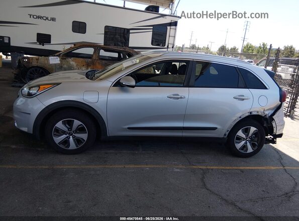 KNDCD3LD8J5139167 2018 KIA NIRO PLUG-IN HYBRID Silver Панорамний вид салону 360°