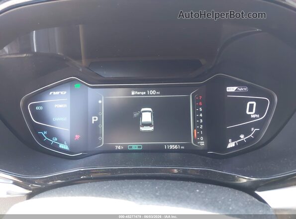 KNDCE3LC3L5400017 2020 KIA NIRO White Vista de los asientos traseros