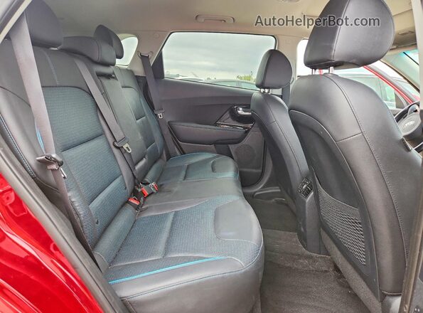 KNDCE3LG3L5080331 2020 KIA NIRO Red Vista interior trasera