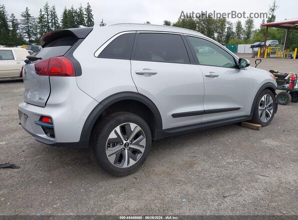 KNDCE3LG4L5047371 2020 KIA NIRO EV Серебряный Задняя правая четверть