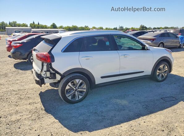 KNDCE3LG6N5147622 2022 KIA NIRO White 