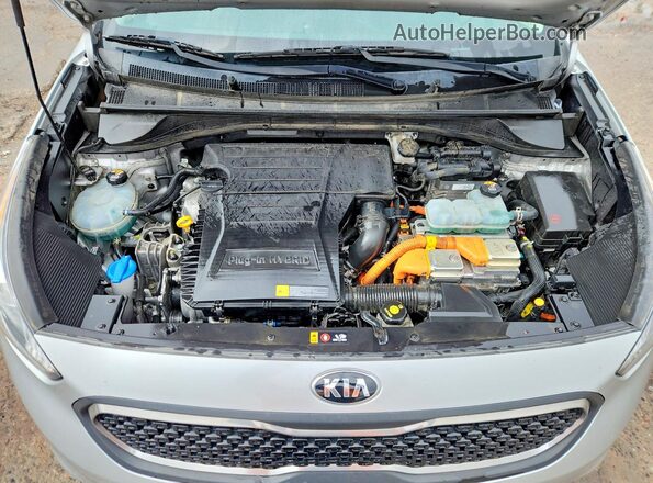 KNDCM3LD2K5317530 2019 KIA NIRO Silver Vista del compartimento del motor