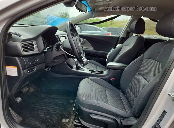 KNDCM3LD2K5317530 2019 KIA NIRO Silver Vista interior delantera