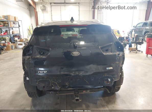 KNDCM3LD6J5157490 2018 KIA NIRO PLUG-IN HYBRID Dark Blue 