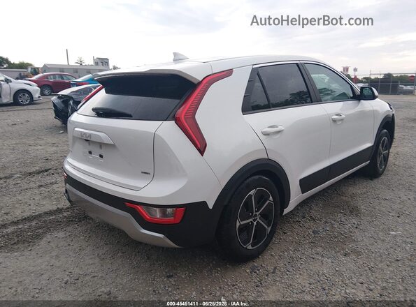 KNDCP3LE1R5119323 2024 KIA NIRO White უკანა მარჯვენა