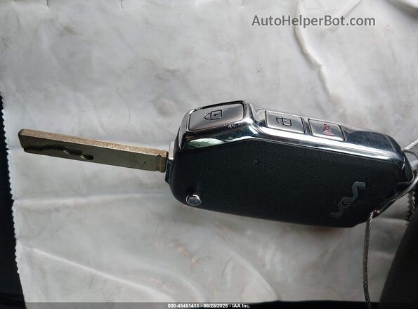KNDCP3LE1R5119323 2024 KIA NIRO White წინა პანელის ხედი