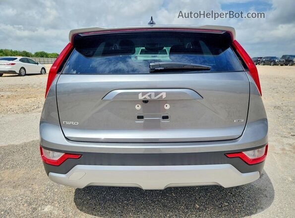 KNDCP3LE1T5327273 2026 KIA NIRO Silver 