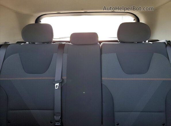 KNDCP3LE1T5332974 2026 KIA NIRO Gray Vista de los asientos traseros