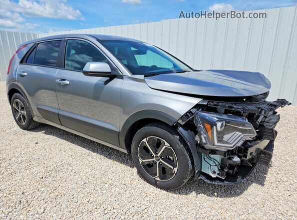 KNDCP3LE2T5335253 2026 KIA NIRO Gray Front right