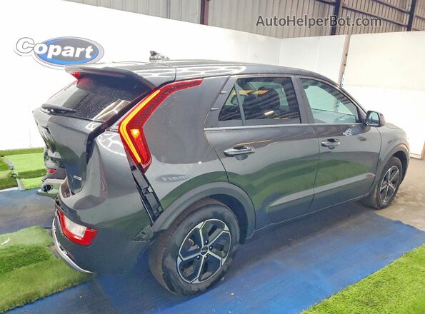 KNDCP3LE3T5319725 2026 KIA NIRO Gray 