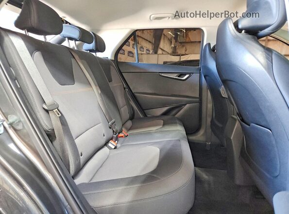 KNDCP3LE3T5332510 2026 KIA NIRO Gray Rear interior view