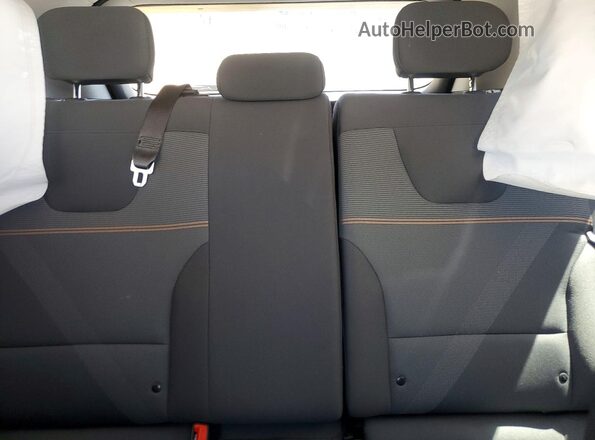KNDCP3LE4T5323444 2026 KIA NIRO Gray 