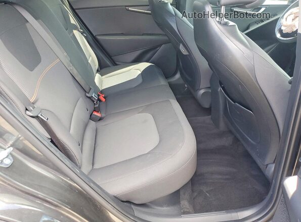 KNDCP3LE5T5317250 2026 KIA NIRO Black Rear seats view