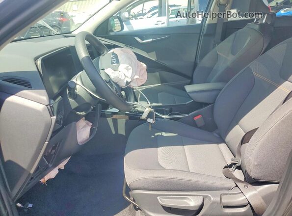 KNDCP3LE5T5317250 2026 KIA NIRO Black Front interior view
