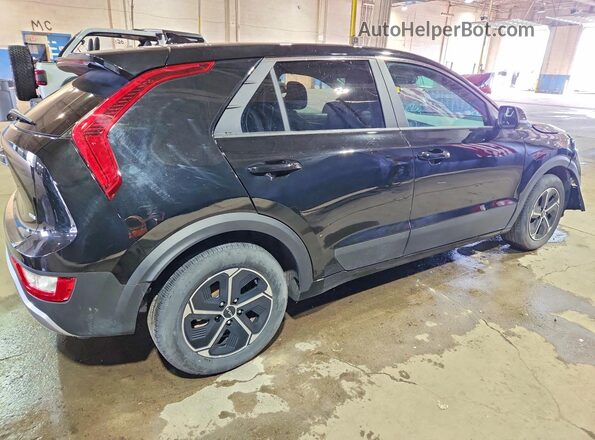 KNDCP3LE5T5319693 2026 KIA NIRO Черный Задняя правая четверть
