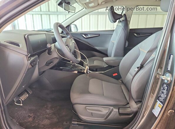 KNDCP3LE5T5321847 2026 KIA NIRO Charcoal 