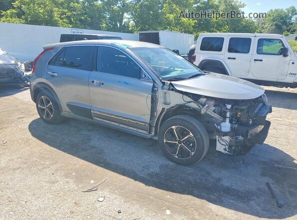 KNDCP3LE5T5322738 2026 KIA NIRO Silver Front right
