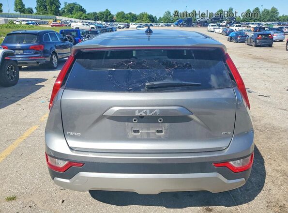 KNDCP3LE5T5322738 2026 KIA NIRO Silver Rear view